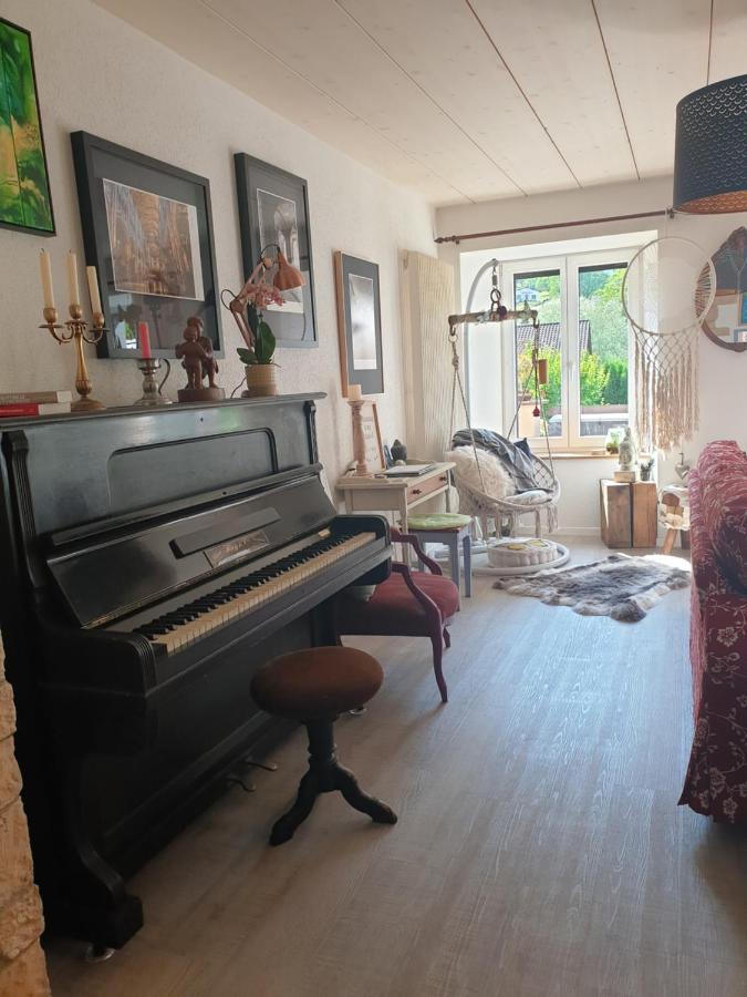 Agréable chambre d'hôtes, au calme, dans la nature Roches Exterior foto